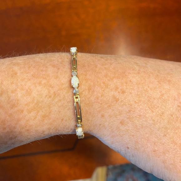 VTG Elegant 10k Gold Authentic Opal Diamond Tennis Bracelet - Picture 9 of 9